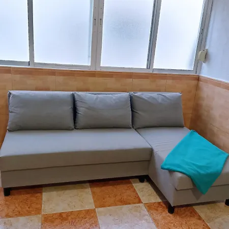 A 7 Mins Centro Turistico Homestay Torremolinos